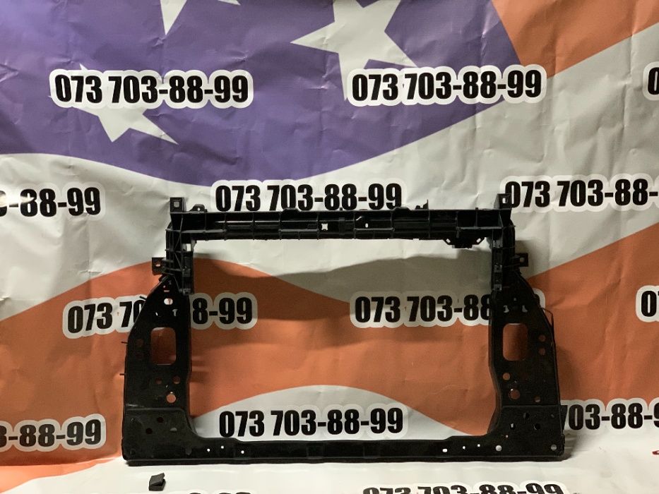 передняя панель(телевизор)  Jeep compass 2017-2023