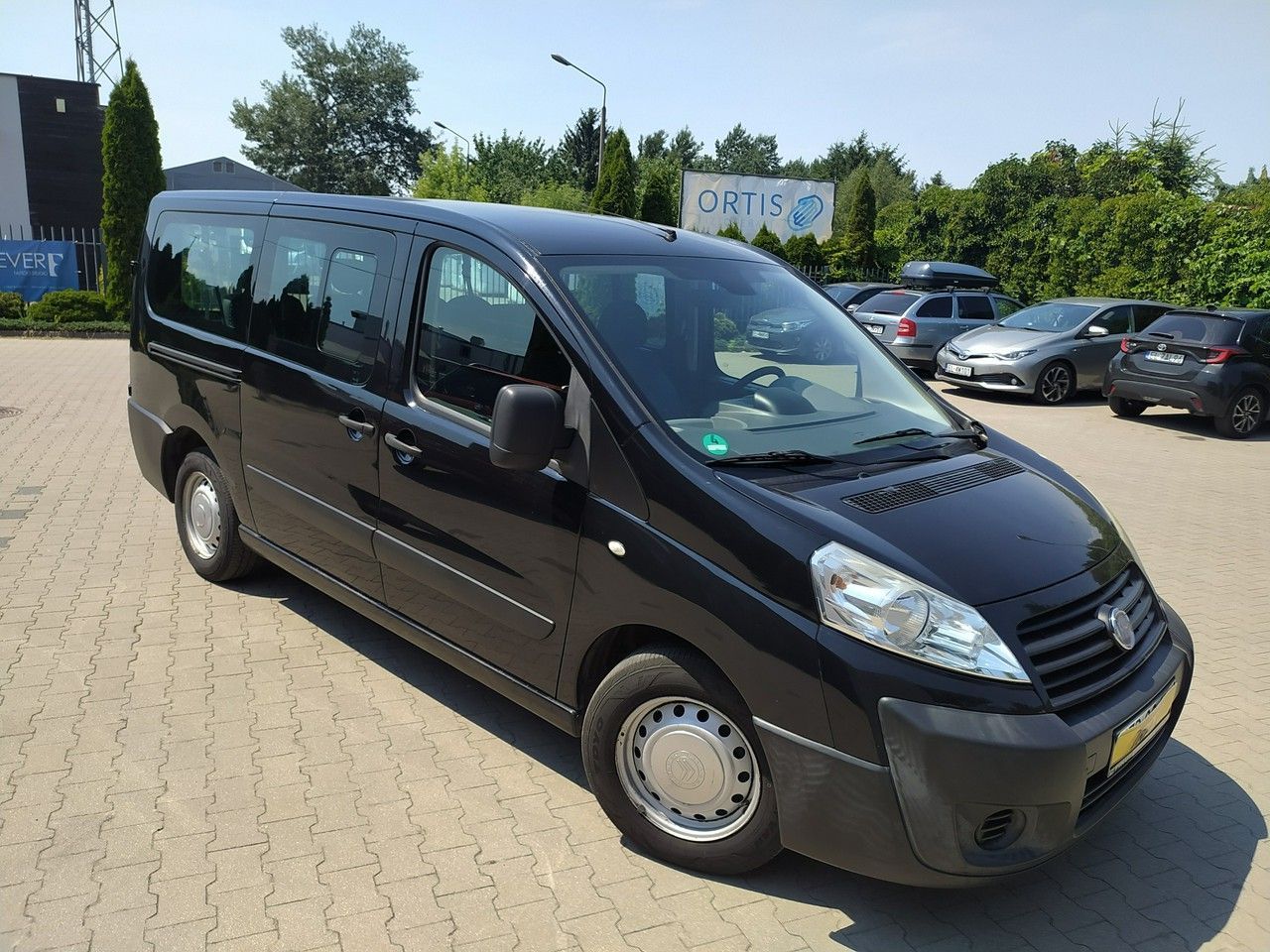 Fiat Scudo Panorama 2.0 MJ 120KM L2H1 Family 9-osobowy