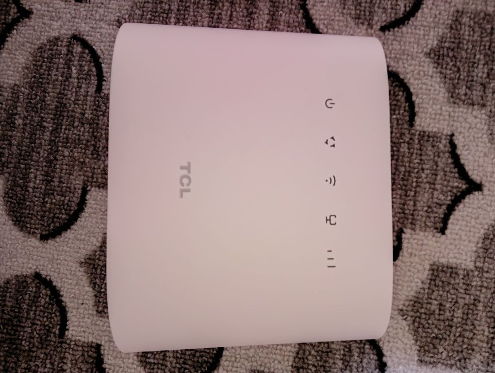 Router TCL 2.4 GHz.  5ghz.