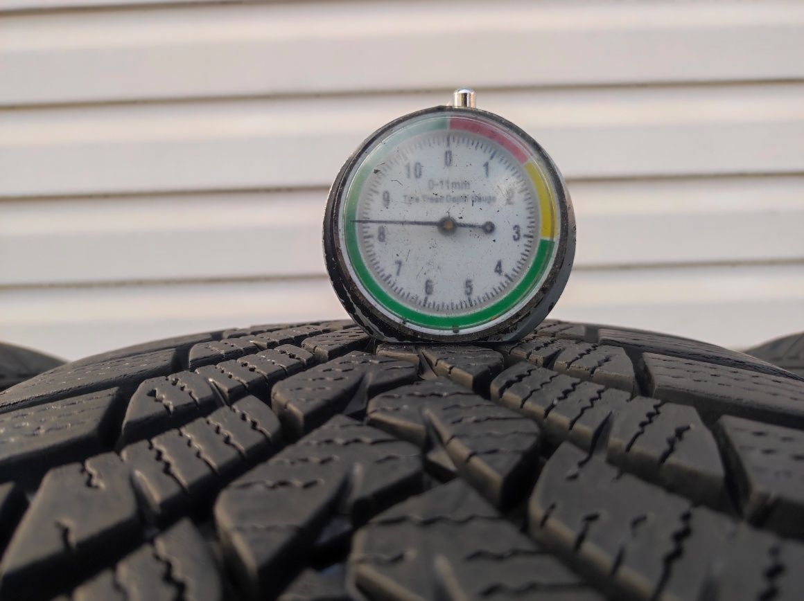 215.45.18 komplet Falken EuroWinter HS01 bieżnik 8mm