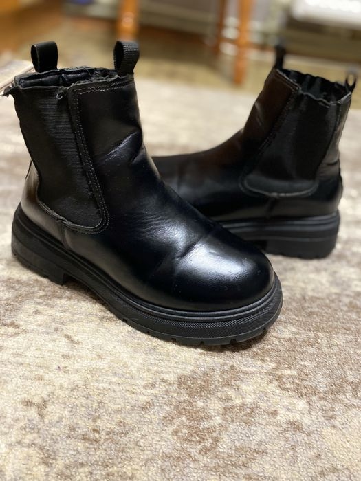 Жіночі зимові утеплені ботінки 38 розмір