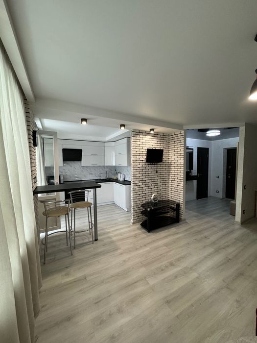 Оренда 1к квартири на Тітова /пр. Поля