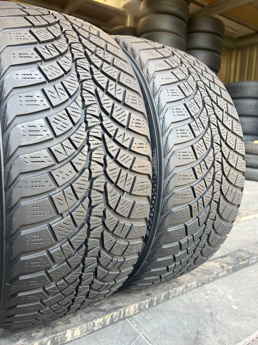 Opony zimowe 235/45/R17 KUMHO Wintercraft WP71 / 7.6mm  - 2 sztuki