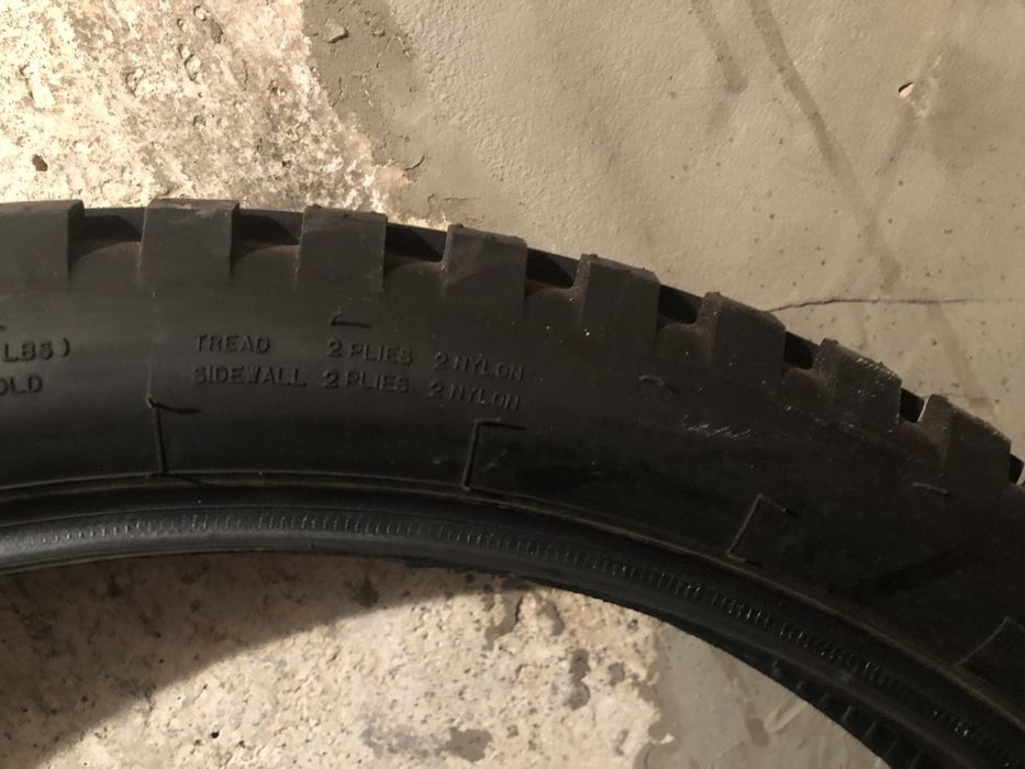 Продам шину як нову