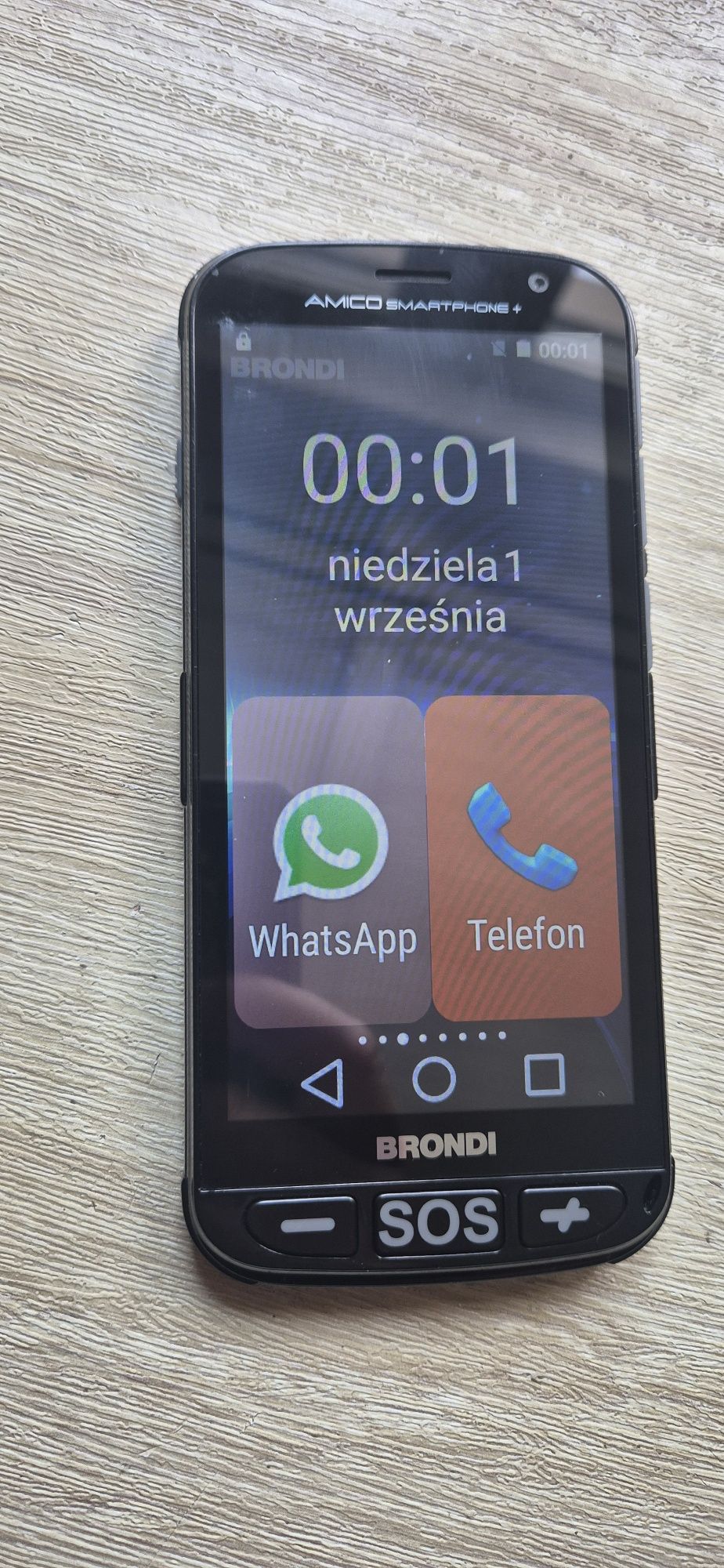 Telefon dla seniora. Brondi Amico