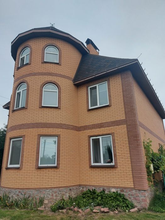 Продам будинок  10сотих землі  Буча