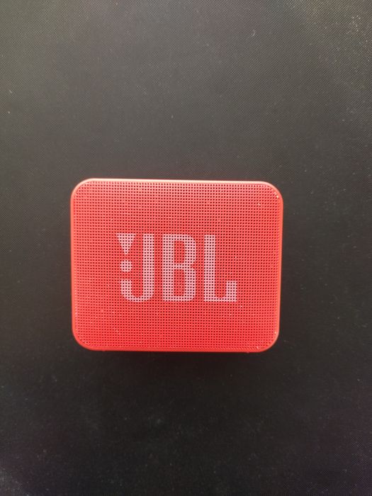 Bluetooth колонка JBL Go Essential