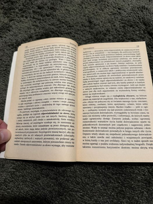 Książka: Socjologia / Zygmunt Bauman
