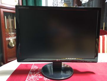 Monitor LCD ,,LG