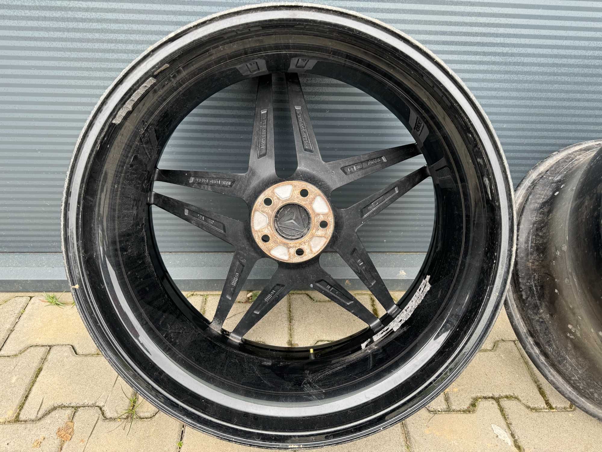 FELGI AUDI VW MERSEDES 5x112  Blaque Diamond 22" x10,5J