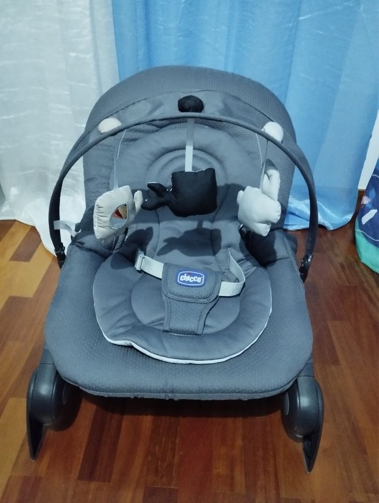 Ovo + isofix e espreguiçadeira chicco kiros