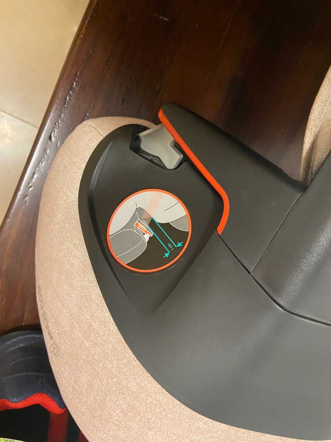 Cadeira auto Maxi Cosi Rodifix com isofix