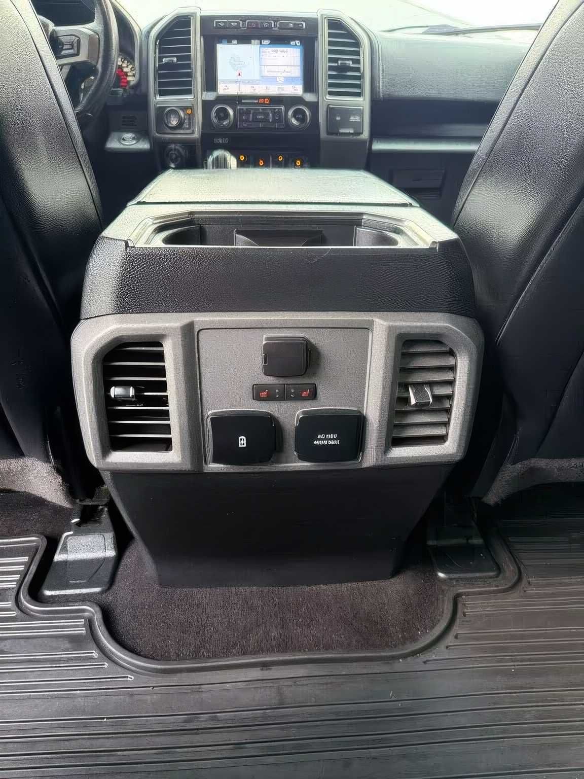 2018 Ford F-150 Raptor SuperCrew 4WD