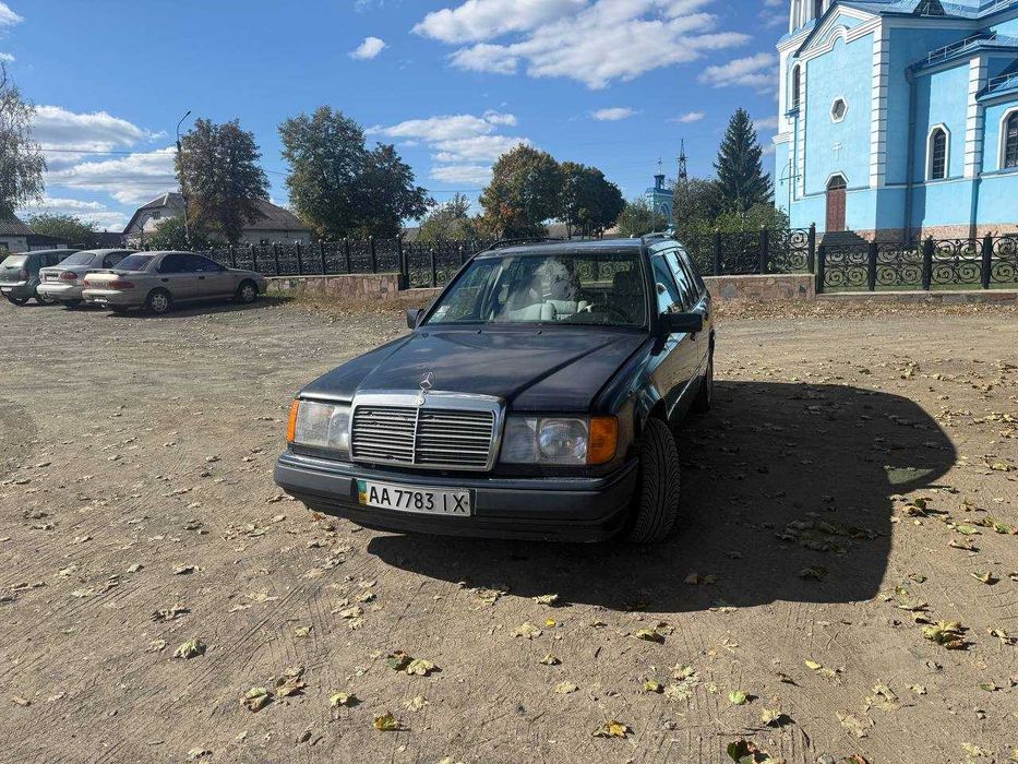 продам мерседеса внормальному РОБОЧОМУ стані