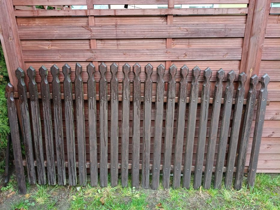 Brama + furtka + 3 przęsła . sztachety drewno akacji i stelaż stalowy