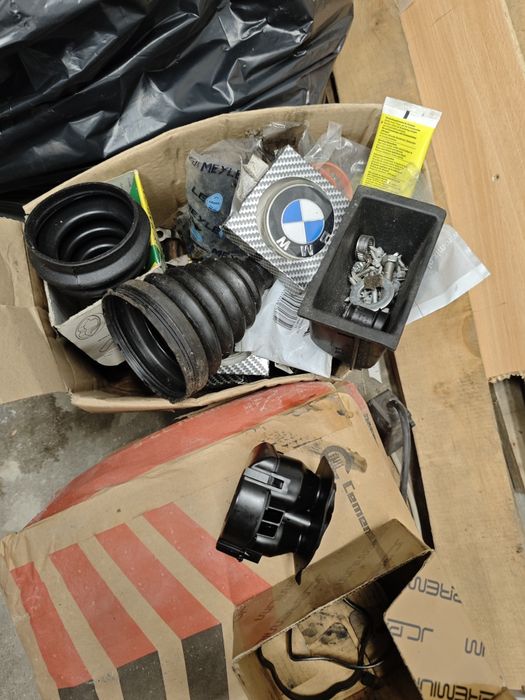 Części BMW E46 duży worek i karton różności