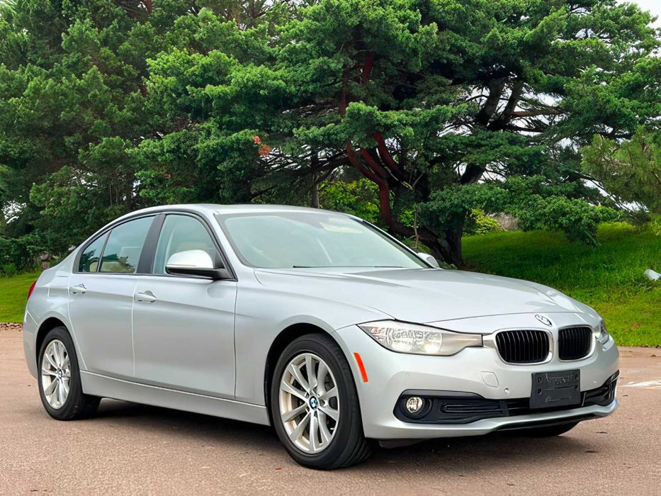 BMW 3 Series 320i      2017