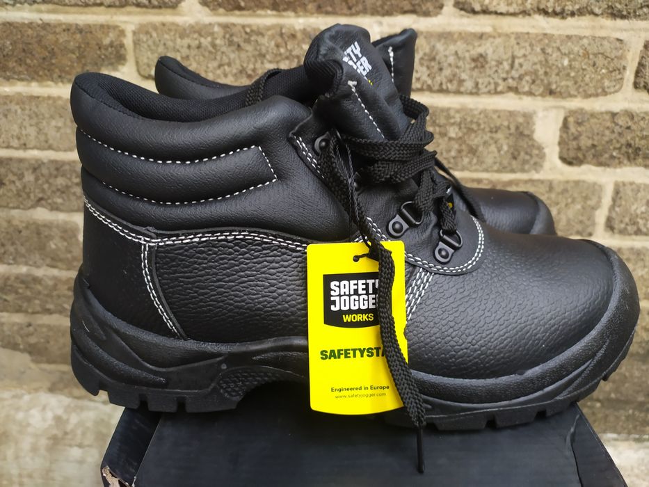 Рабочие ботинки Safety jogger works 43 размер новые