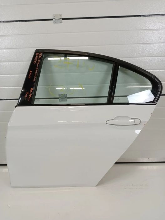BMW F30 DRZWI LEWE TYŁ A300