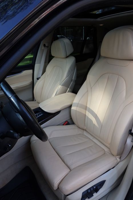 BMW X5 2014 USA ТОРГ Без повреждений в родной краске