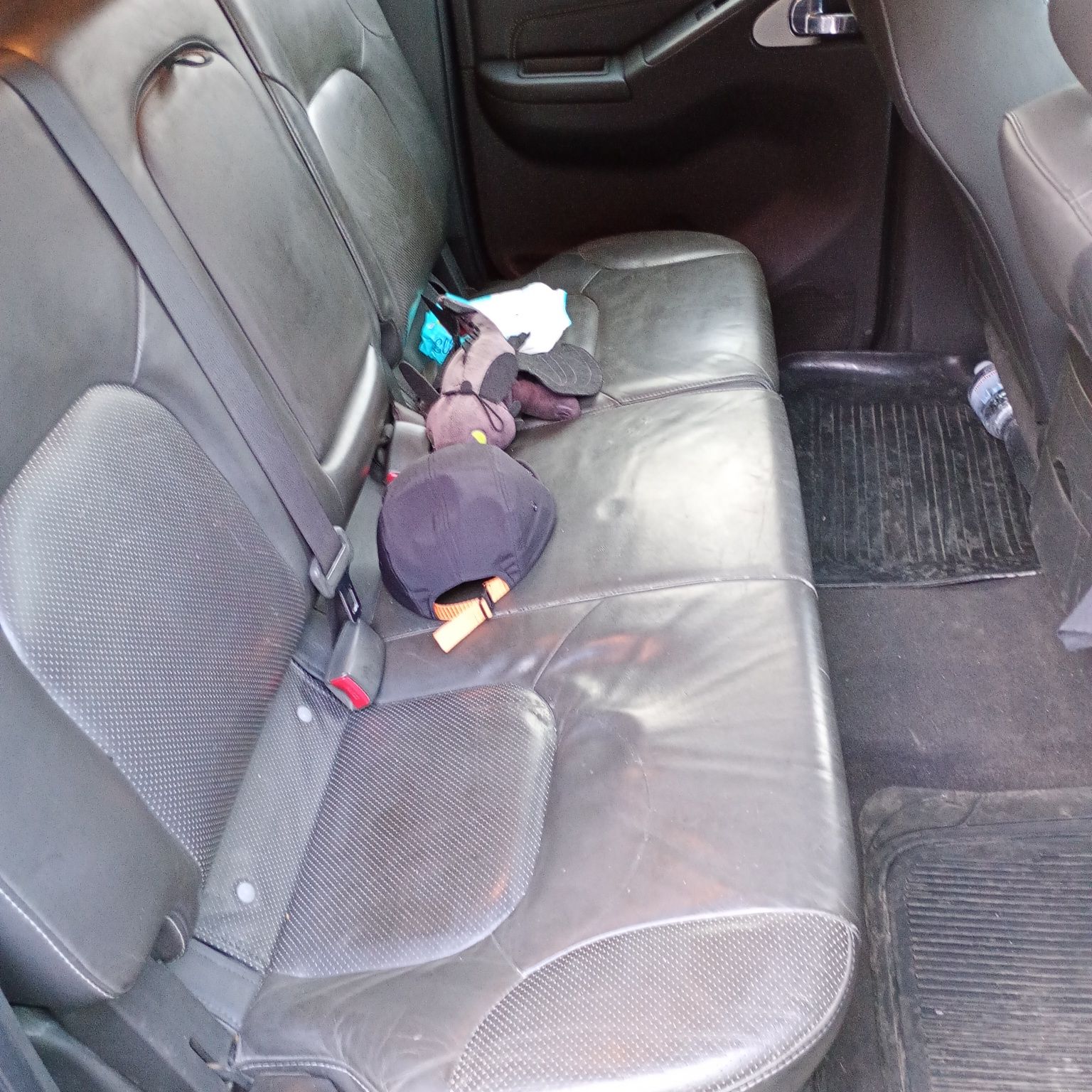 Nissan Navara d40 2.5 2011 торг обмін на бус