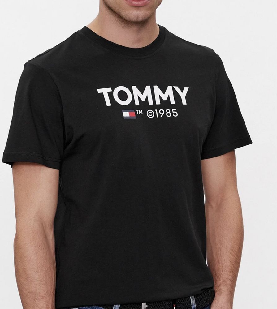 Мужские футболки Tommy Hilfiget Jeans белые черные Томми хилфигер