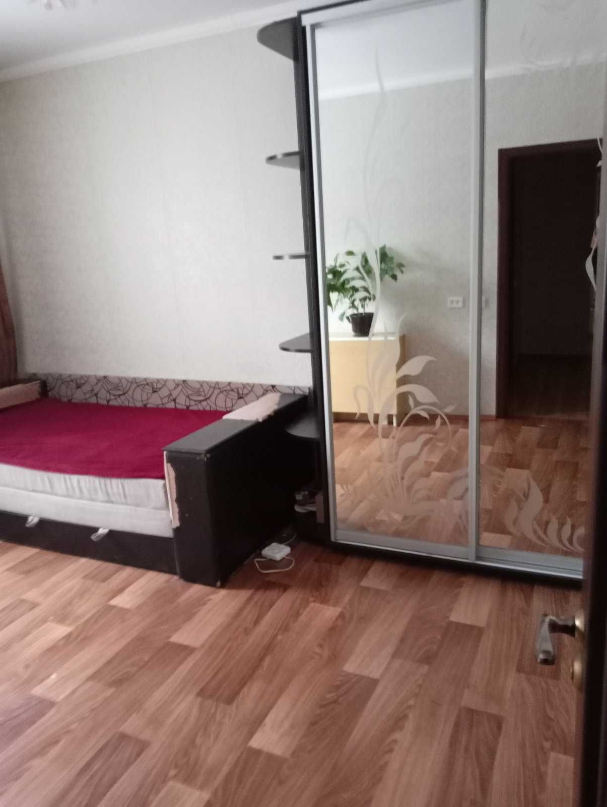 Оренда кімнати в Вишневому, для 1 дівчини, жінки. Без комісії. Власник