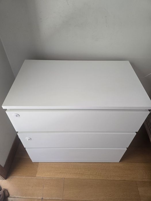 Comoda MALM 3 gavetas