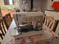 Maquina de Costura Singer electrica
