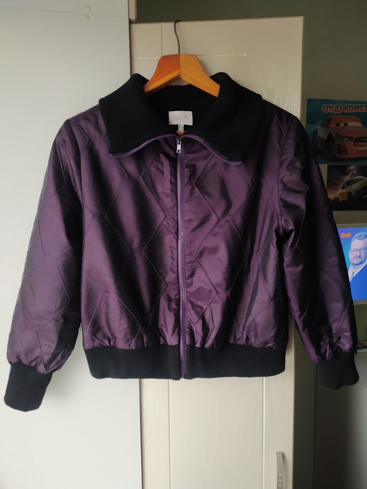 Жіноча куртка (весна- осінь) р 44. Женская демисезонная куртка