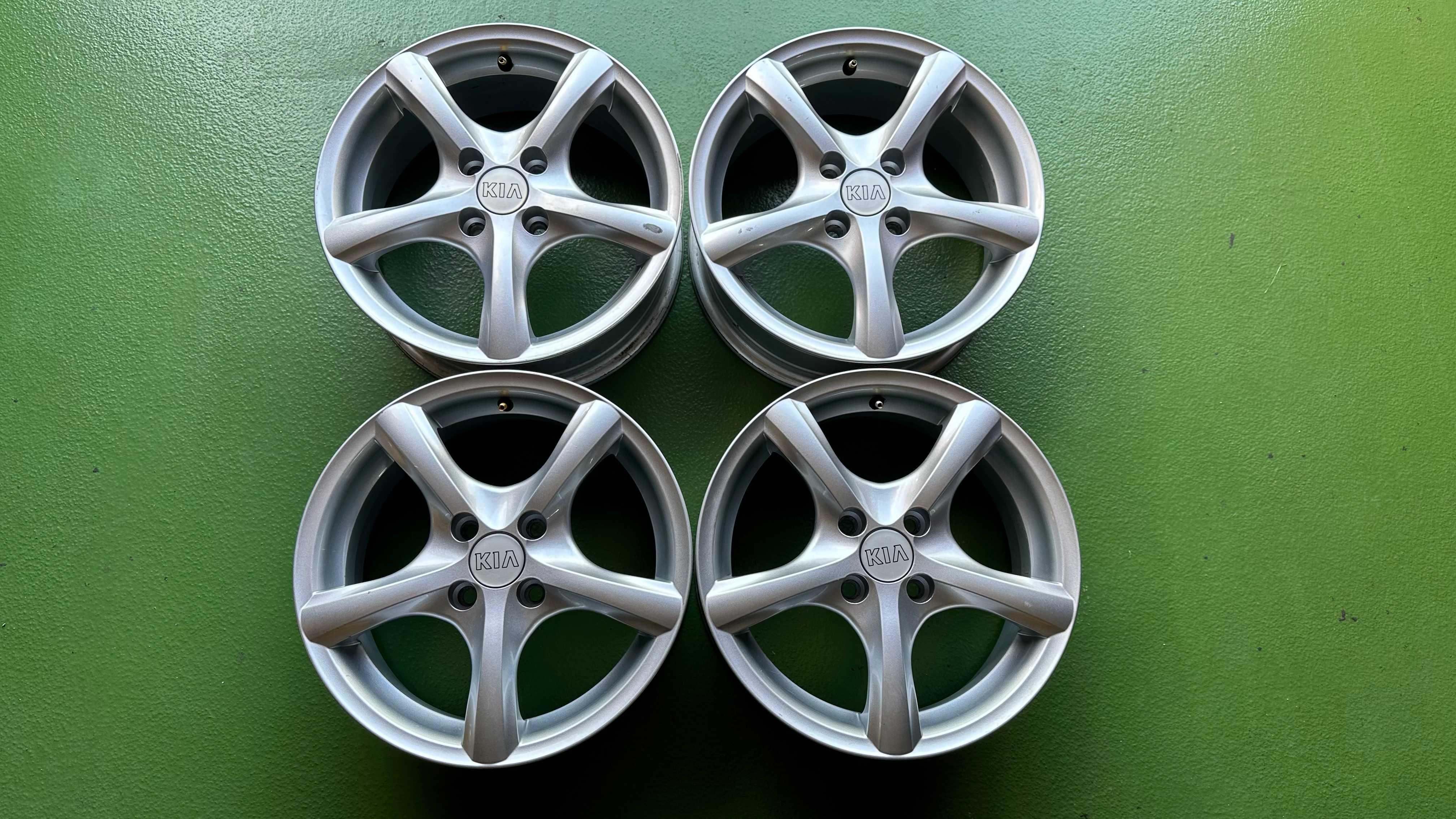 Felgi Aluminiowe 15" 6Jx15 4x100x67,1 ET35 Kia Hyundai Mazda Toyota