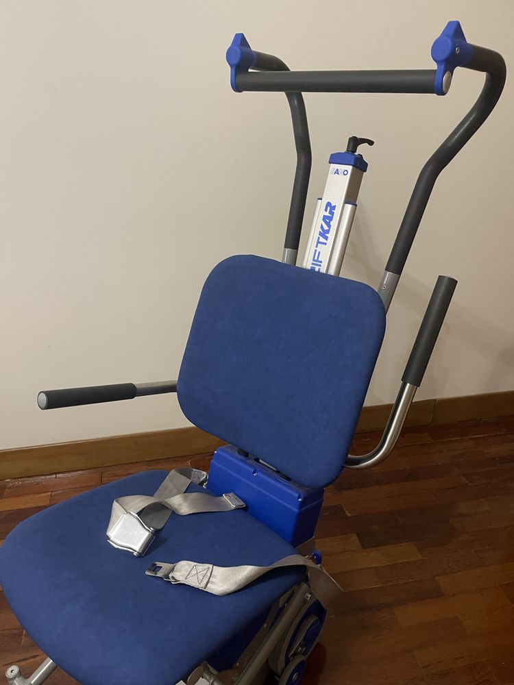 Cadeira Sobe Escadas Portátil Liftkar PT Mobilidade Reduzida