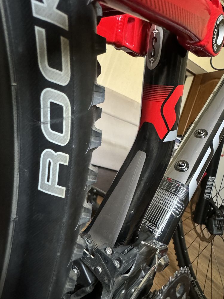 Велосипед Scott Spark 29 Expert Carbon Карбоновий Новым стоил 3600$