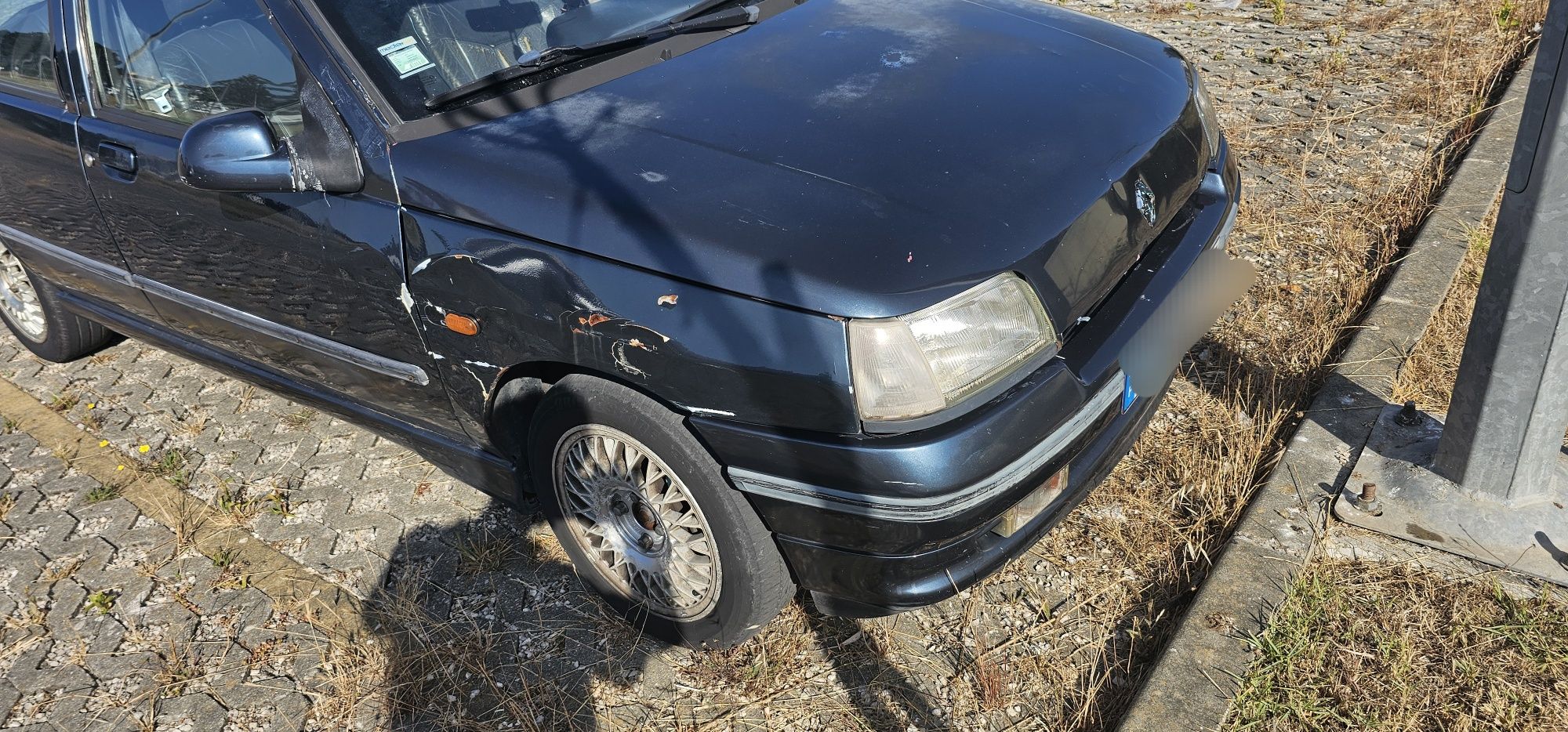 Renault Clio I Baccara