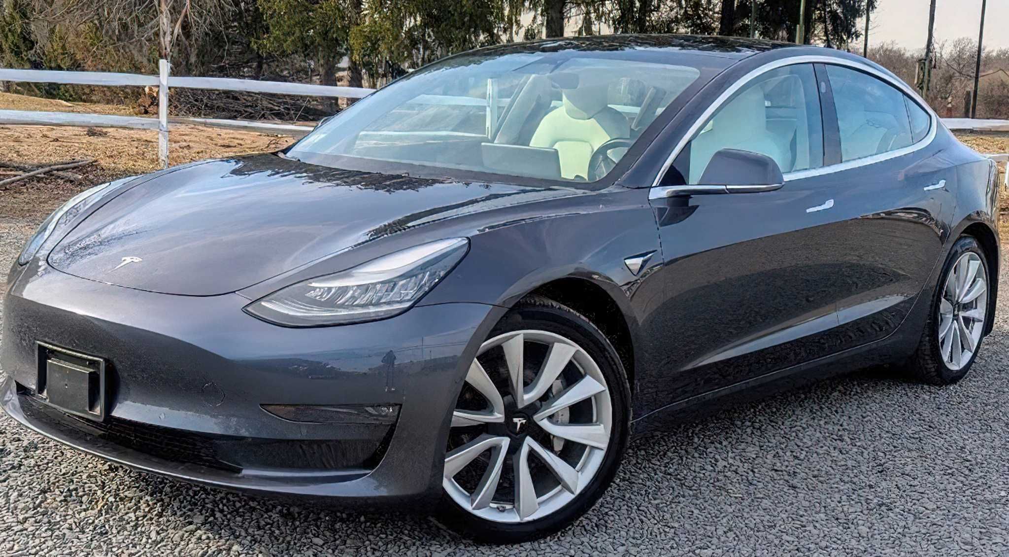 Tesla Model 3 Long Range  2019