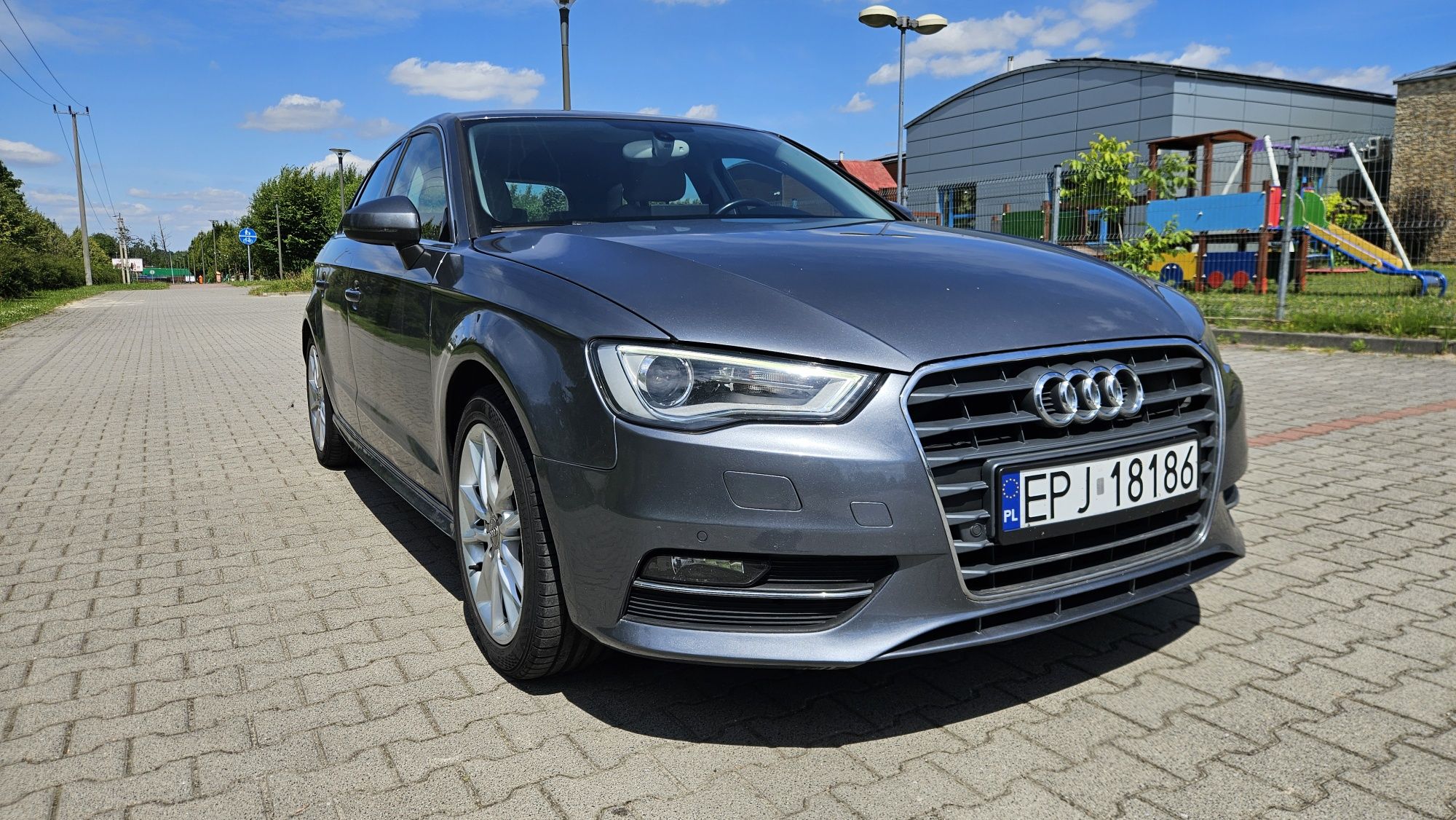Audi A3 8v hatchback 1.4 benzyna 122 KM 13r. Bogate wyposażenie LEDY