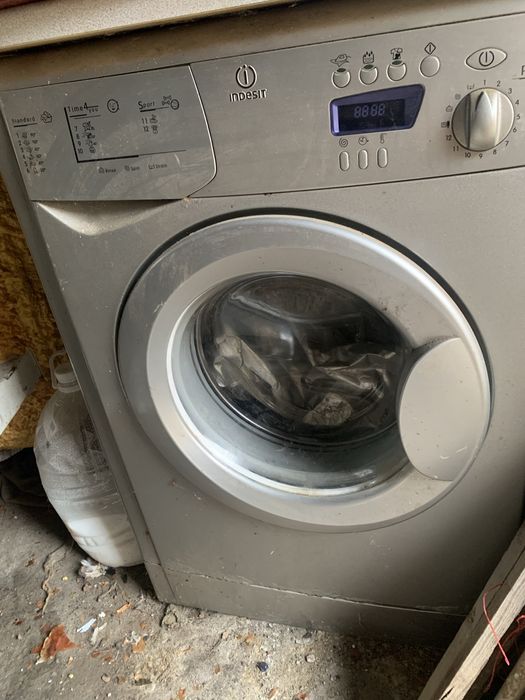 Пральна машина потрібно ремонт