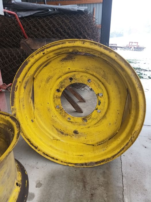 Felgi r24 John deere