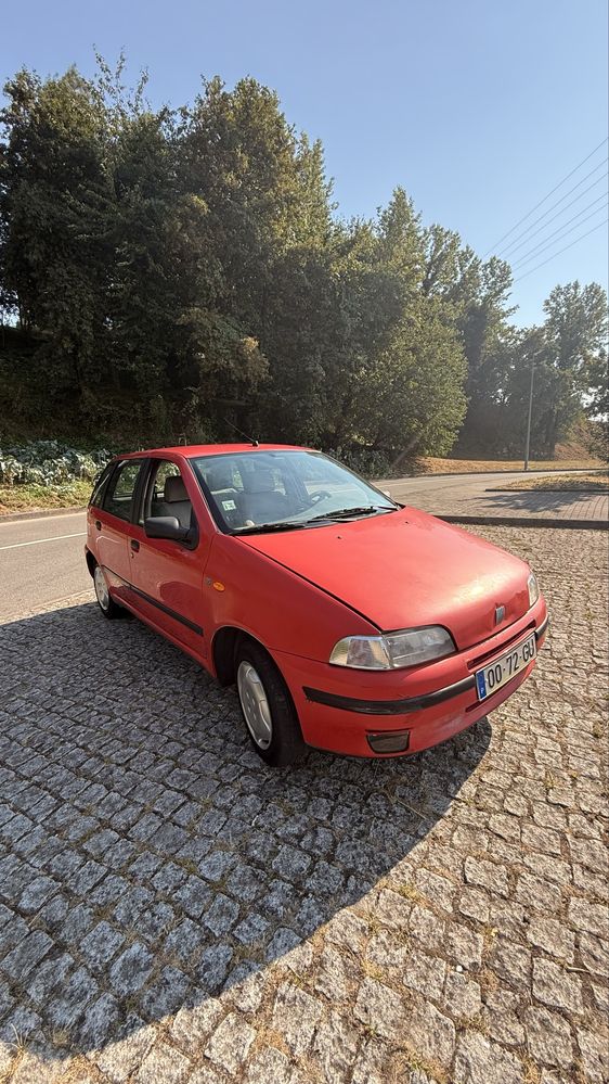 Punto 75 em bom estado