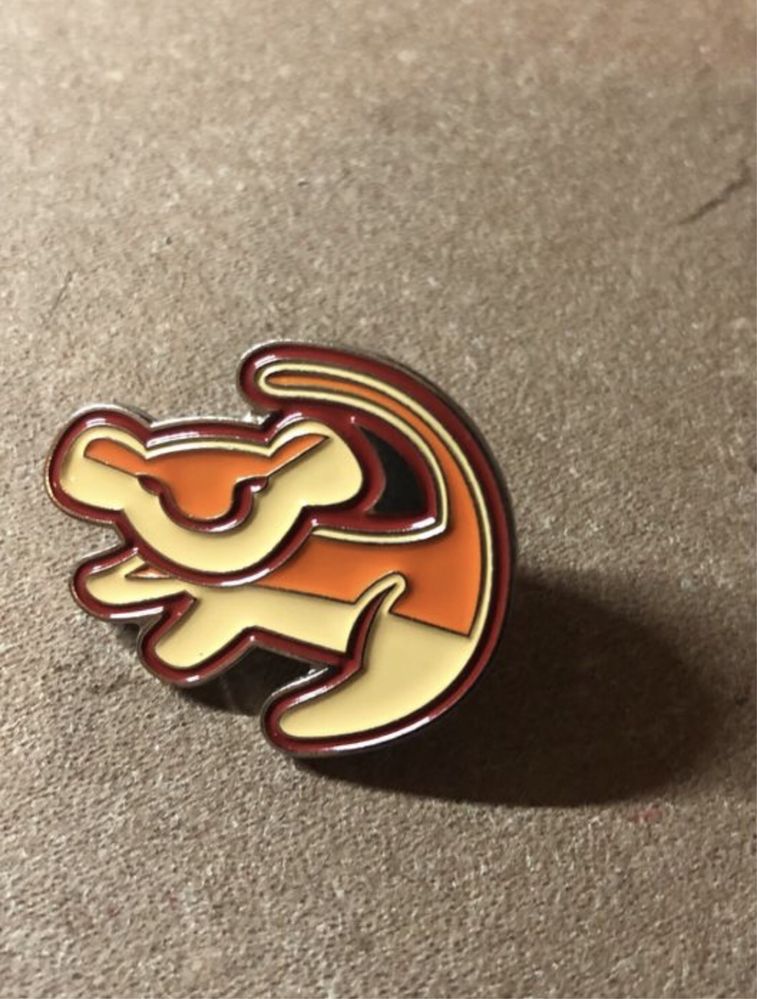 Przypinka pin Simba Król Lew King Lion Disney Disneyland Dzień Dziecka