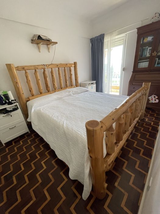 Estrutura de Cama King Size Amish Feita à Mão + Box IKEA