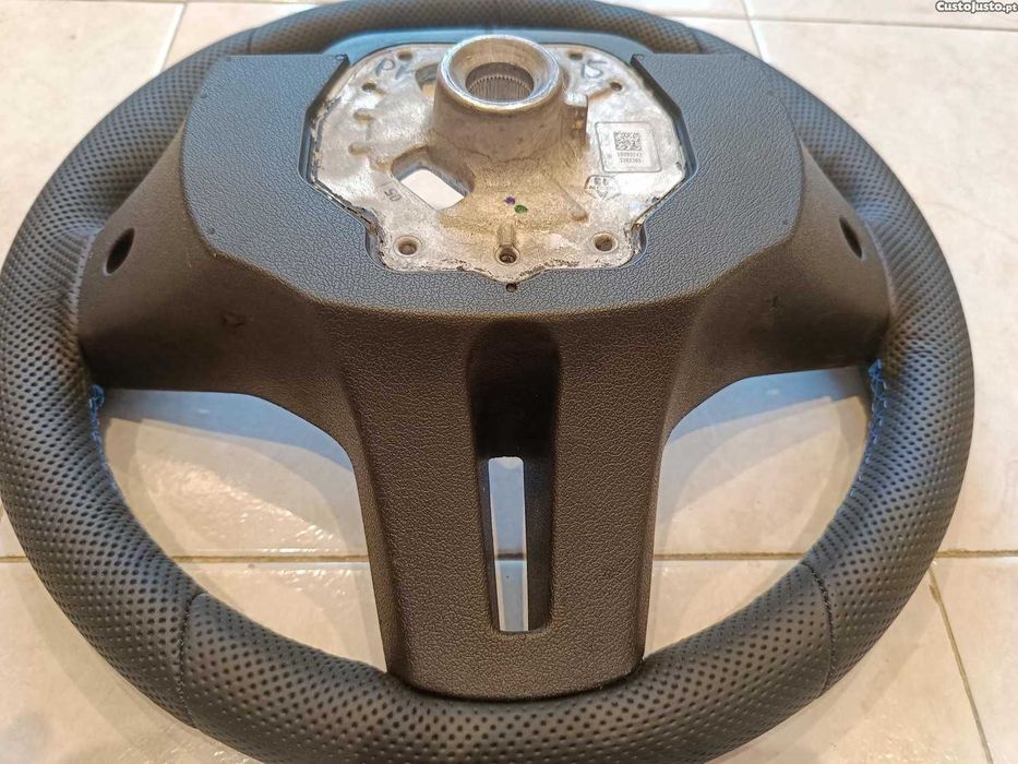 Difusor traseiro BMW F40 de dupla saída de escape e peças para o F40