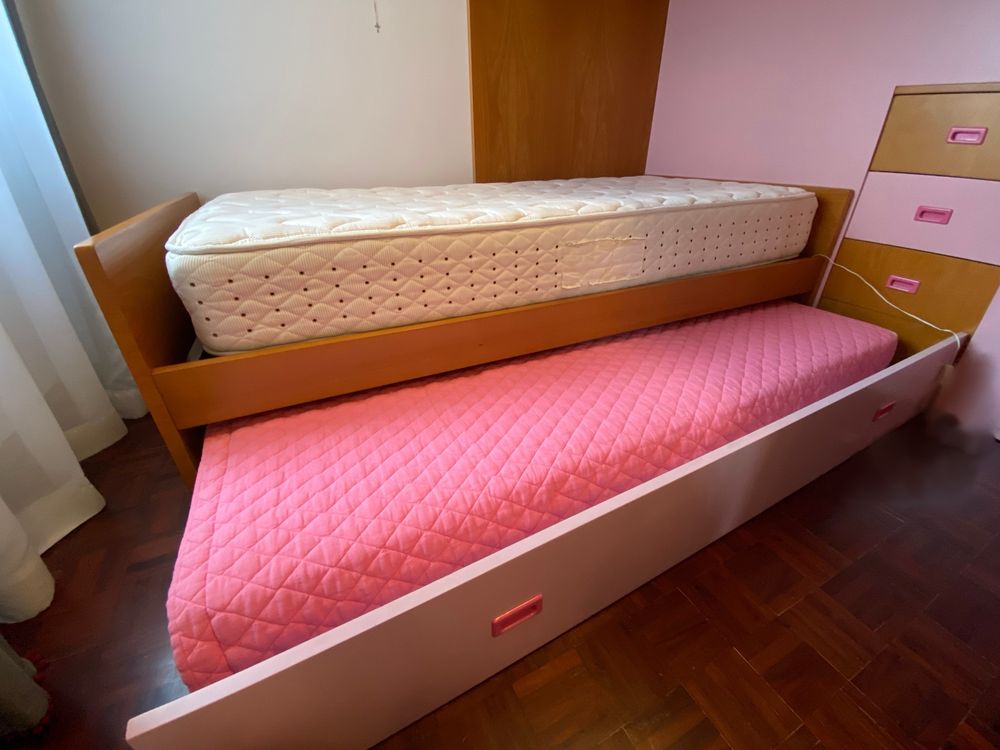 Beliche rosa c/ colchões