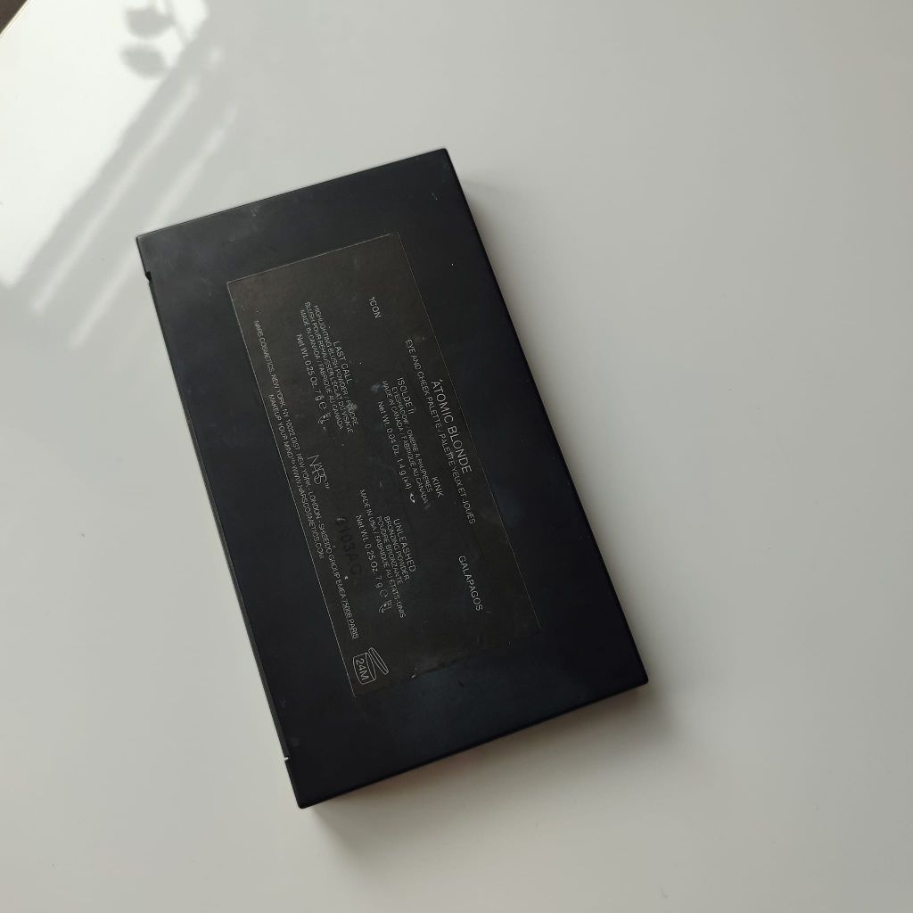 Nars Atomic Blonde Eye Cheek Palette paleta cienie bronzer rozświetlac