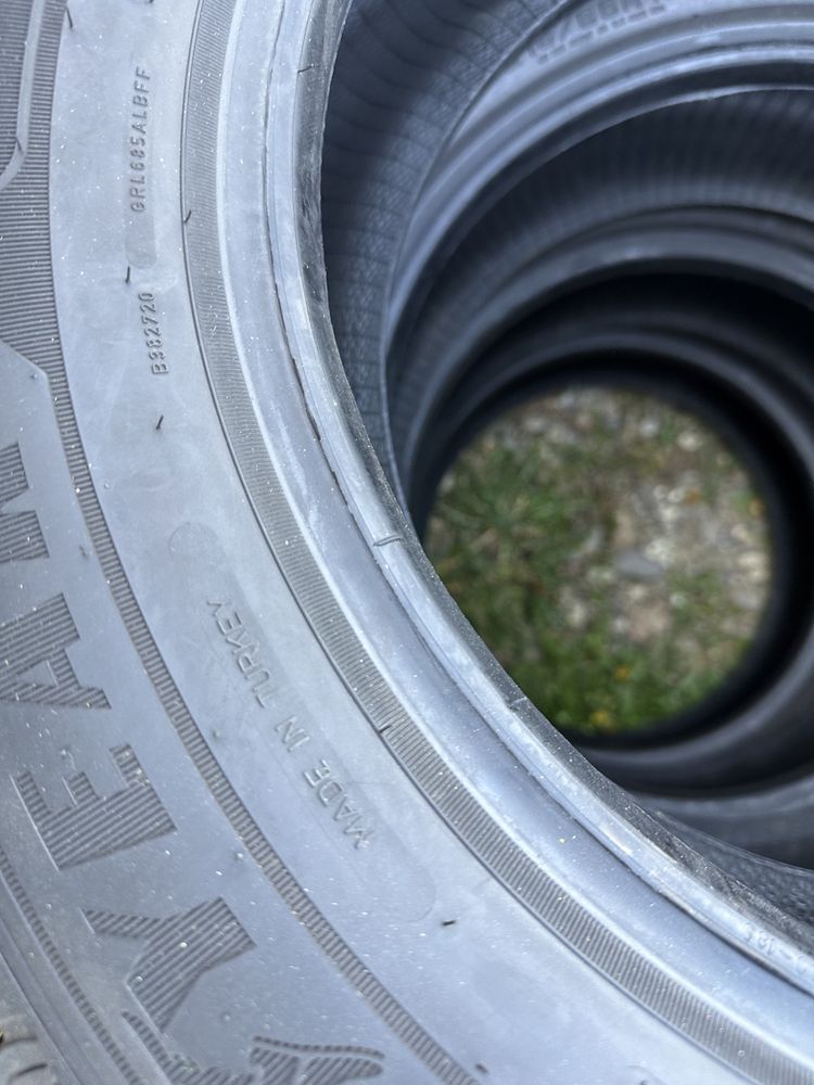 215/65/16c Good Year Efficient Grip Cargo