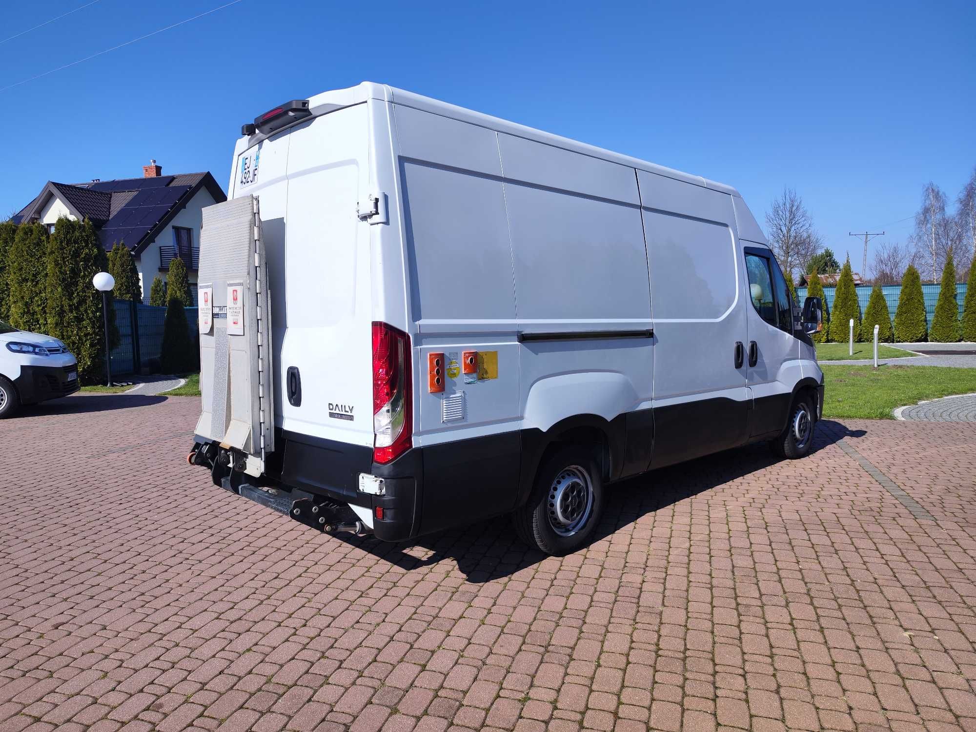 Iveco daily 35s14  Iveco Daily 35S14  Winda, Klimatyzacja, Nawigacja,