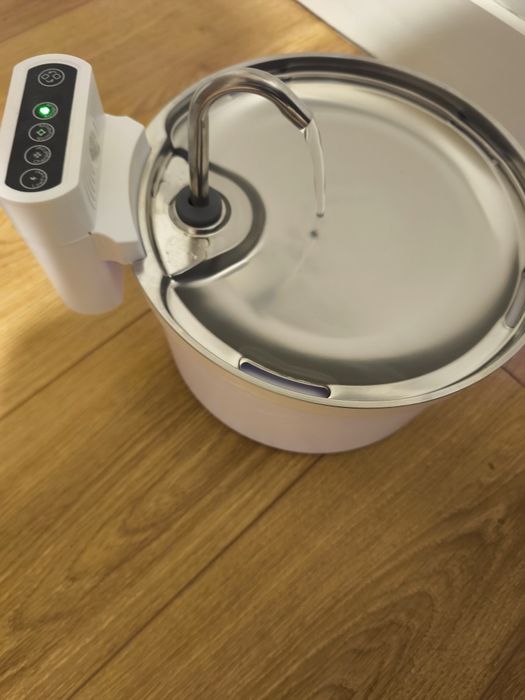 Fonte de água para animais wireless