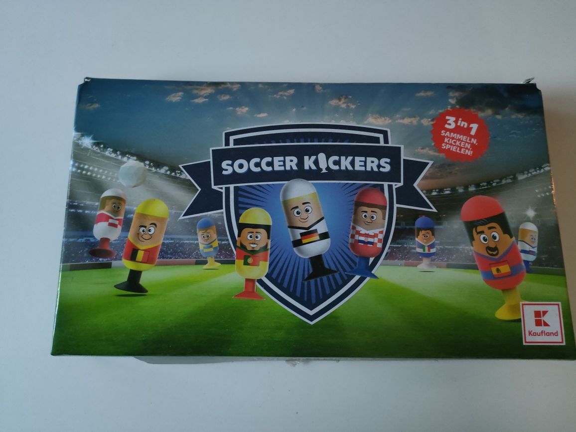 Skoczki piłkarze piłkarzyki Kaufland komplet Soccer Kickers Piłka