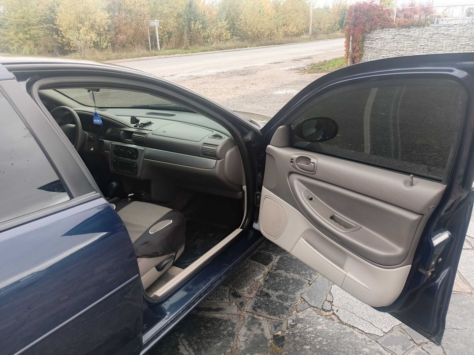 Крайслер себрінг 2005