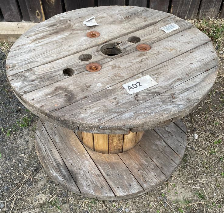 Szpula po kablu, różne rozmiary